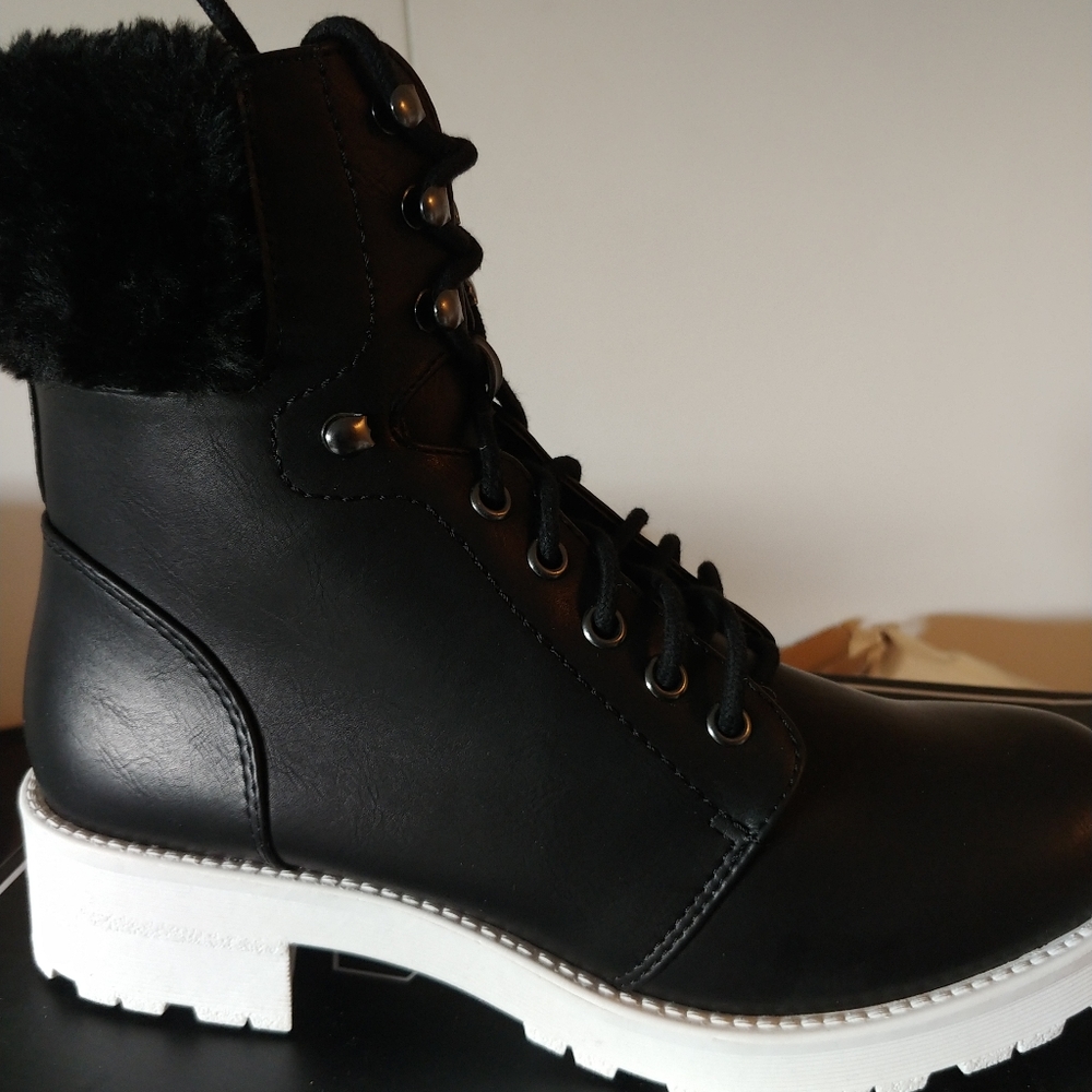 Mia Trendy Ankles Boots